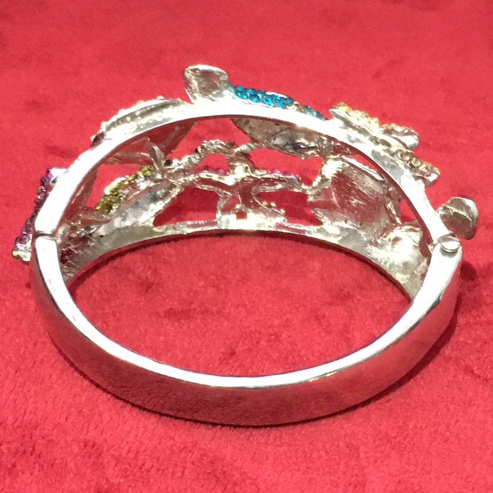 Ladies’ Beach Theme Spring-Hinged Silver-Tone Ban… - image 6